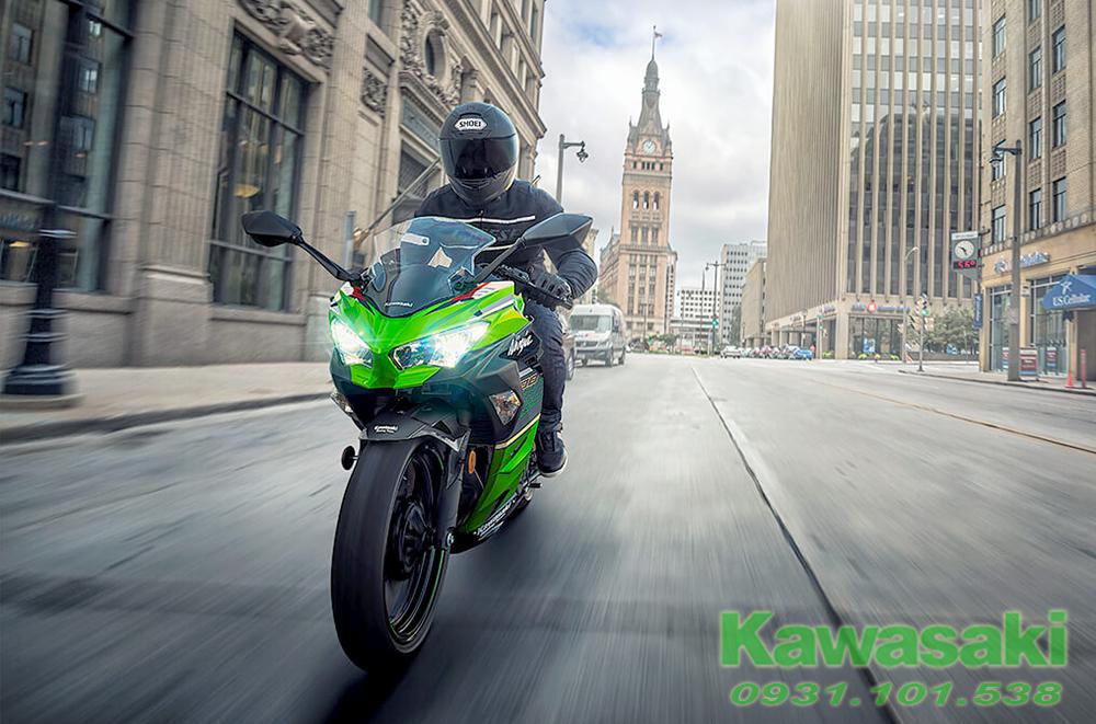Kawasaki Ninja 400 ABS KRT 2021