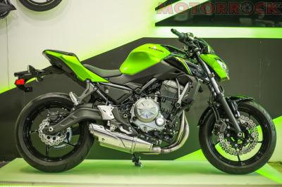 ĐIỂM GIỐNG VÀ KHÁC NHAU GIỮA KAWASAKI Z650 VÀ KAWASAKI NINJA 650